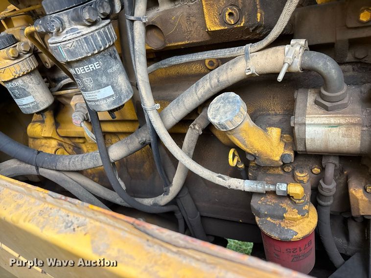 image for item ER3394 2003 John Deere 624H wheel loader