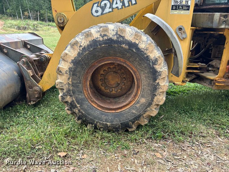 image for item ER3394 2003 John Deere 624H wheel loader