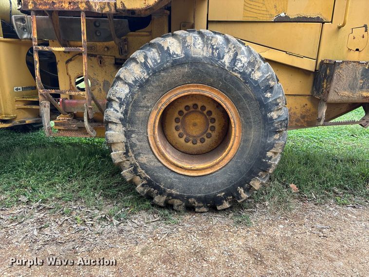 image for item ER3394 2003 John Deere 624H wheel loader