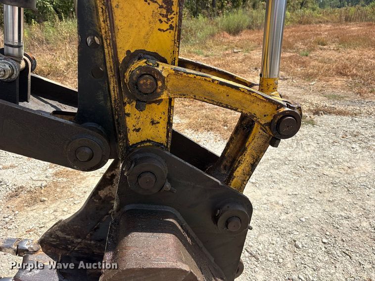 image for item ES8142 2006 Komatsu PC78MR-6 mini excavator