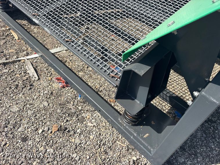 image for item ES8172 2024 Erie GF150 vibratory screen