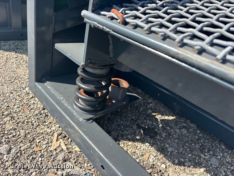 image for item ES8172 2024 Erie GF150 vibratory screen