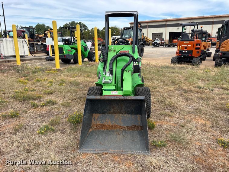 image for item ES8192 2024 Avant 423 compact wheel loader