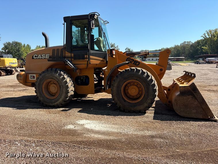 image for item ES8275 2006 Case 621D wheel loader