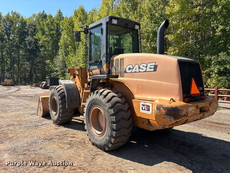 image for item ES8275 2006 Case 621D wheel loader