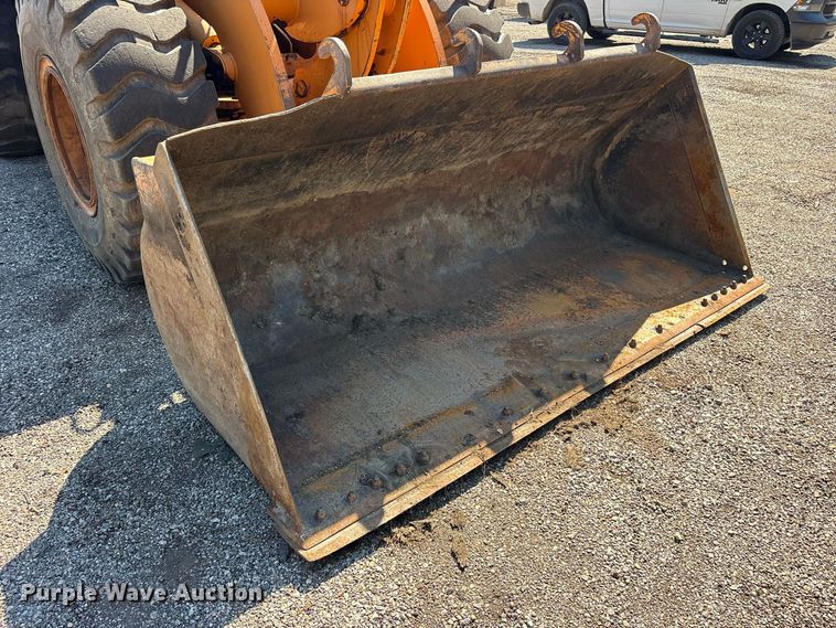 image for item ES8275 2006 Case 621D wheel loader