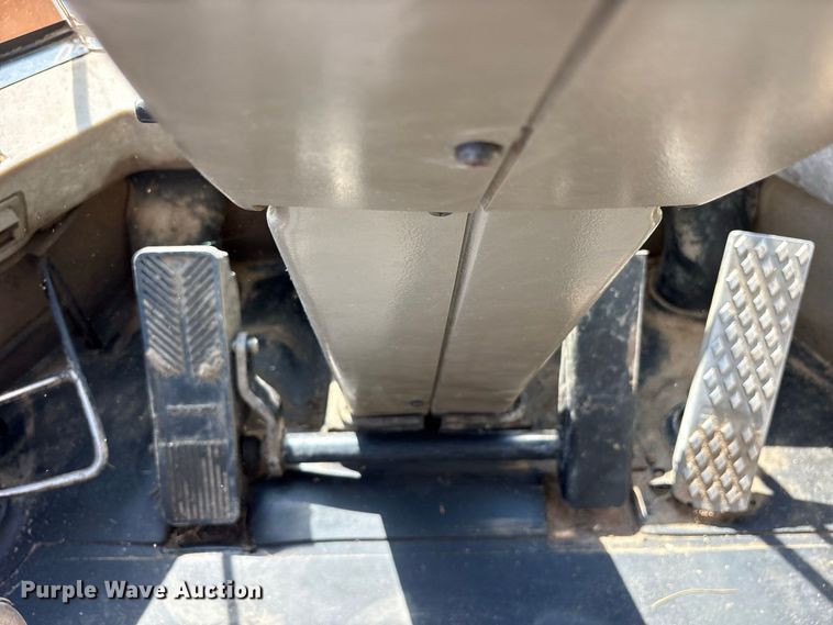 image for item ES8275 2006 Case 621D wheel loader