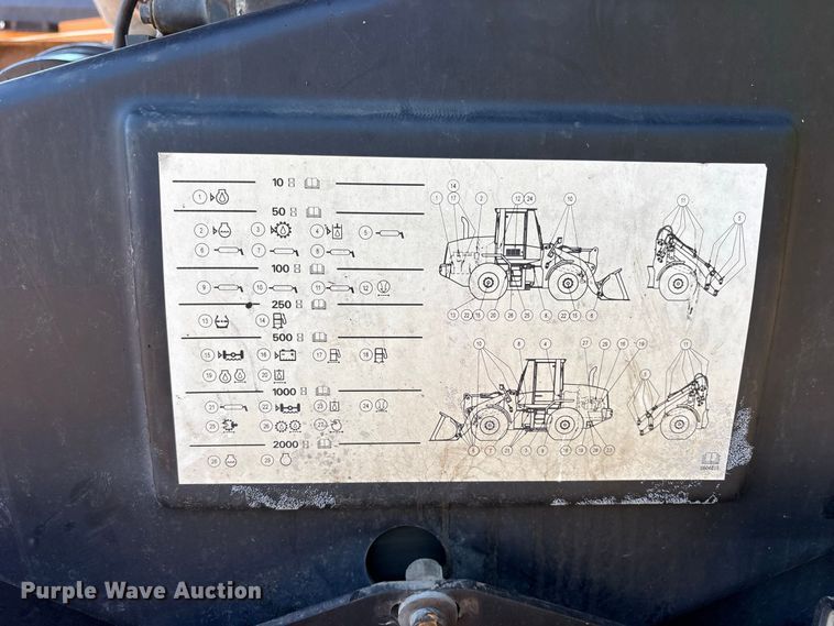 image for item ES8275 2006 Case 621D wheel loader