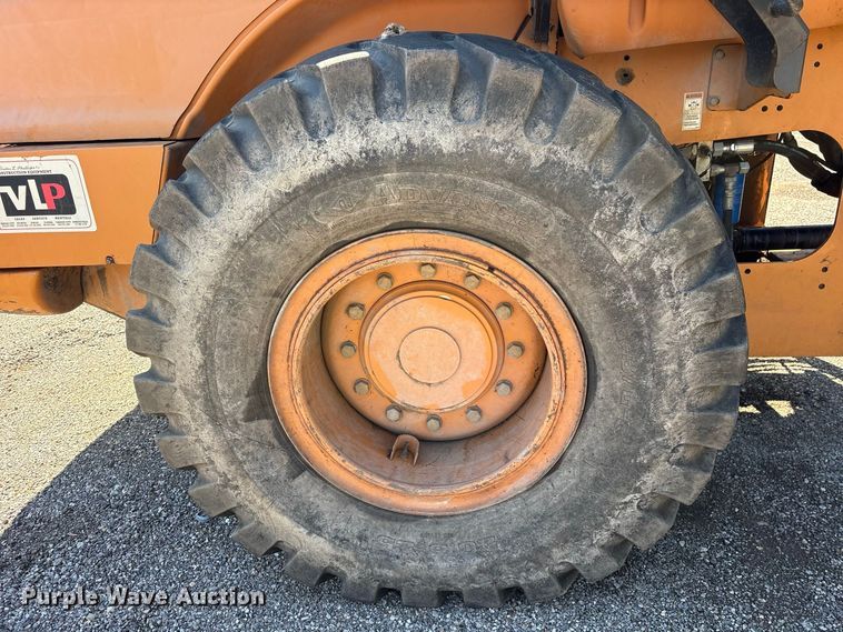 image for item ES8275 2006 Case 621D wheel loader