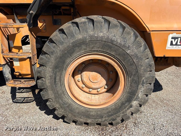 image for item ES8275 2006 Case 621D wheel loader