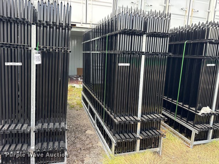 image for item ET0300 (22) Valley Pioneer F10 fence panels