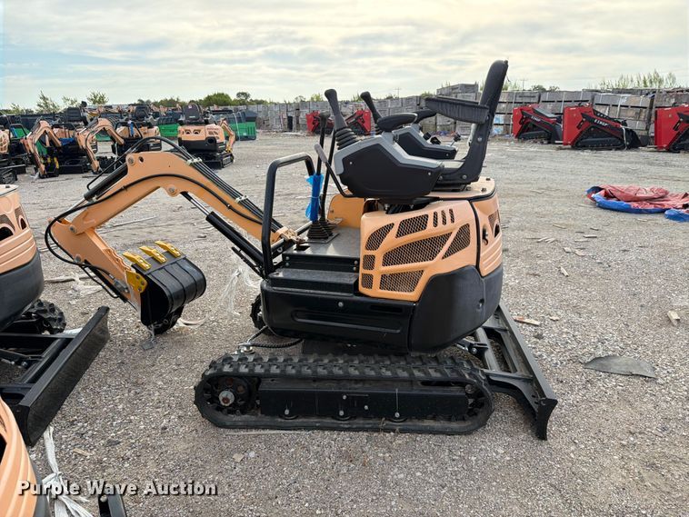 image for item EU1545 2024 Erie Industries EM15 mini excavator