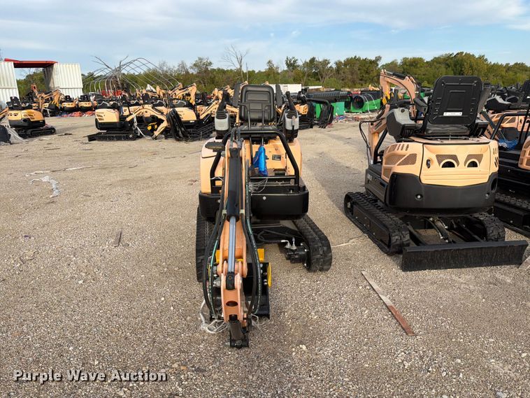 image for item EU1550 2024 Erie Industries EM15 mini excavator