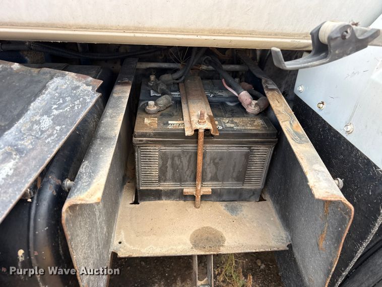 image for item EW4187 1991 Chevrolet refuse truck