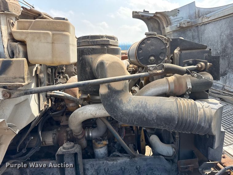 image for item EW4187 1991 Chevrolet refuse truck