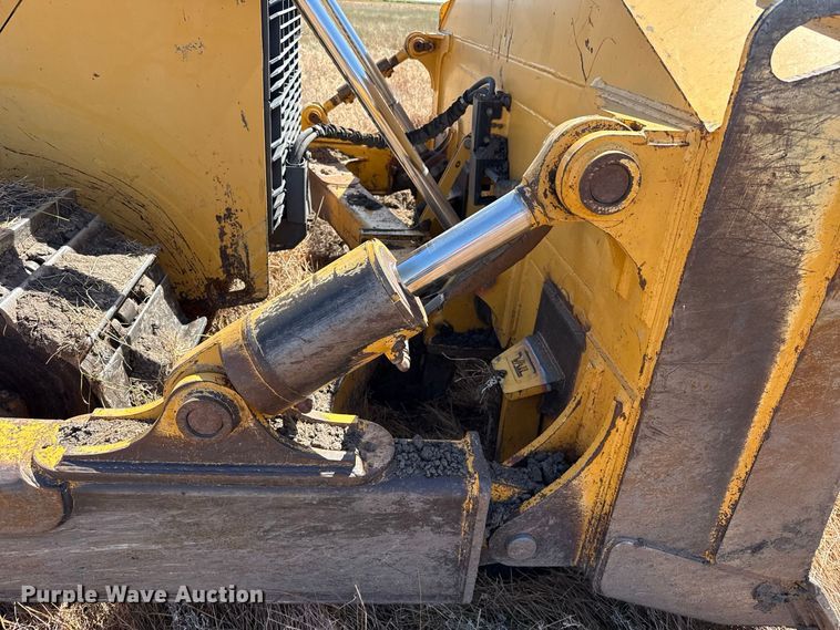 image for item EW4262 2005 John Deere 850J dozer