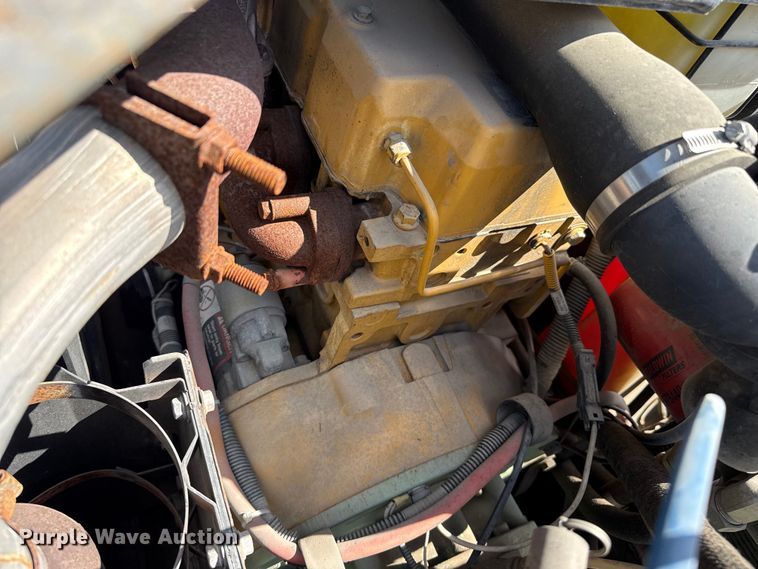 image for item EW4368 Sullair 185DPQ air compressor