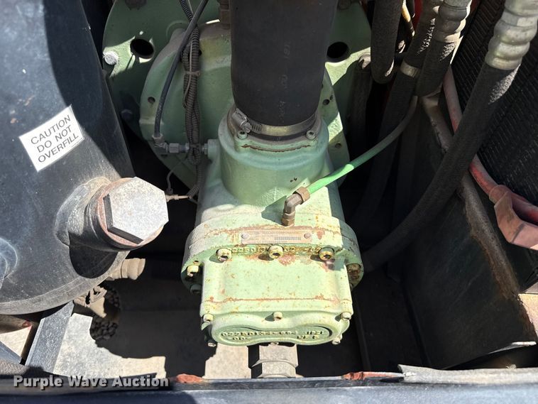 image for item EW4368 Sullair 185DPQ air compressor