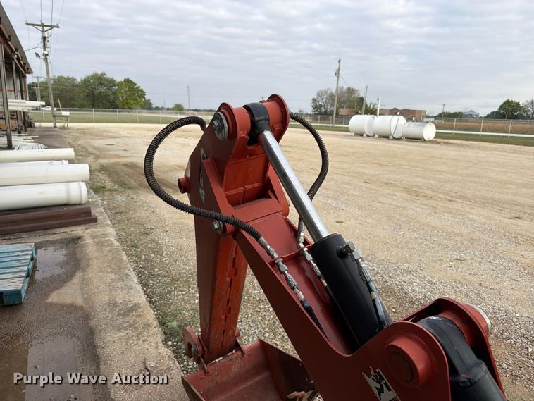 image for item EW5177 2012 Ditch Witch A523 backhoe attachment