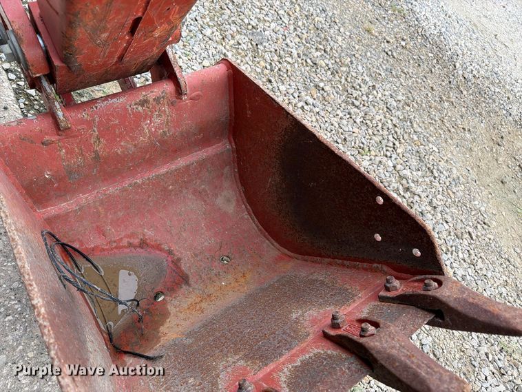 image for item EW5177 2012 Ditch Witch A523 backhoe attachment