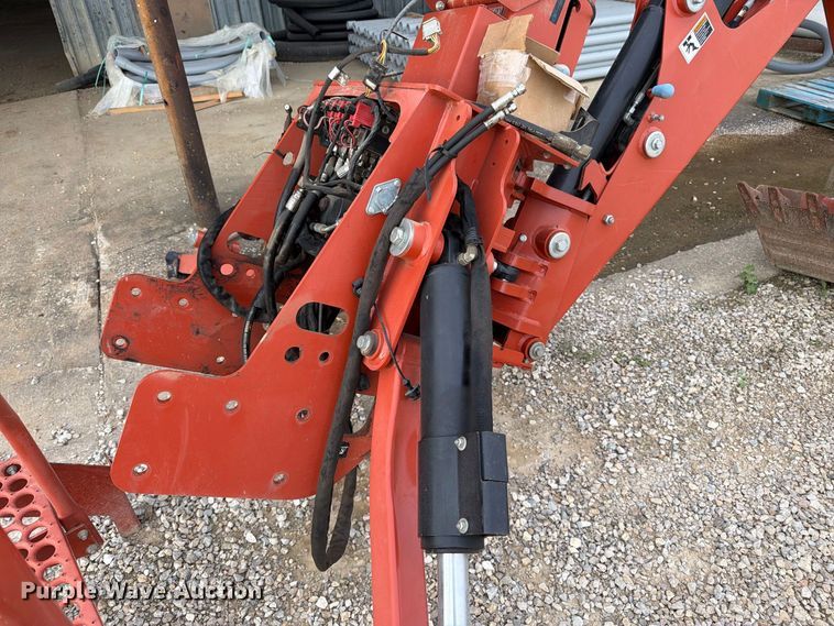 image for item EW5177 2012 Ditch Witch A523 backhoe attachment
