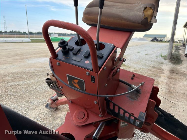image for item EW5177 2012 Ditch Witch A523 backhoe attachment