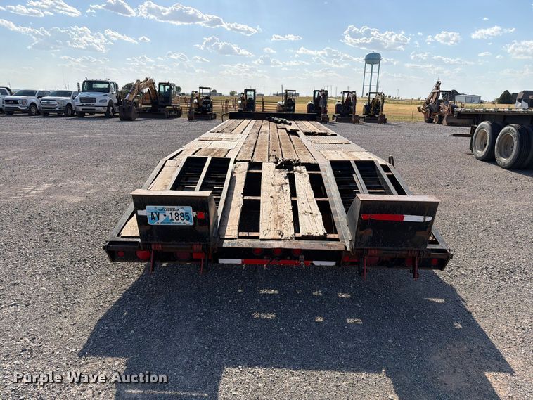 image for item EW8699 2012 Interstate equipment trailer