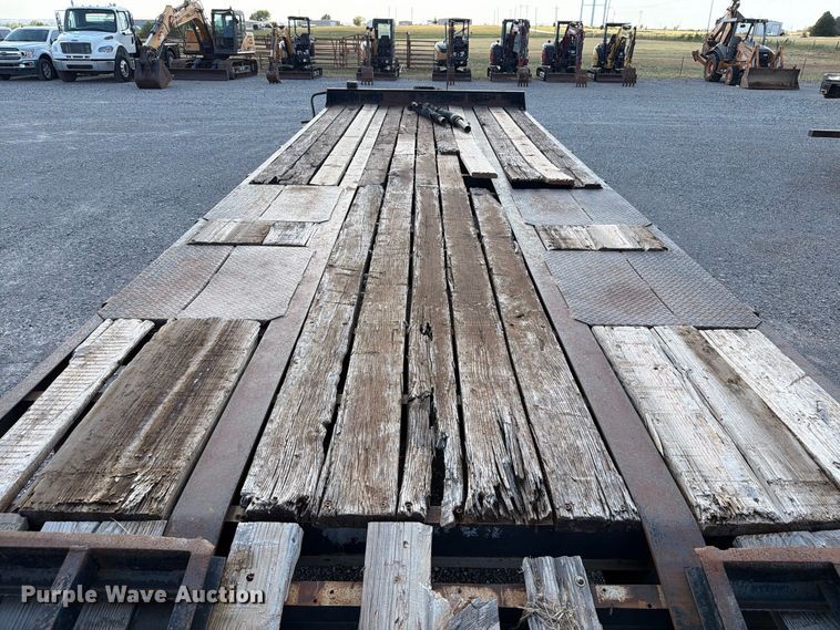 image for item EW8699 2012 Interstate equipment trailer