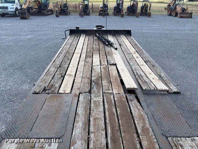 image for item EW8699 2012 Interstate equipment trailer