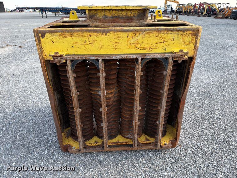 image for item EW8771 (4) excavator padding buckets