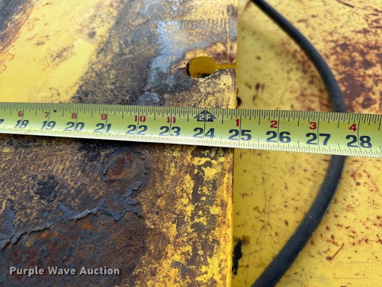 image for item EW8771 (4) excavator padding buckets