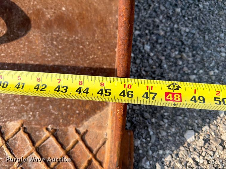 image for item EW8771 (4) excavator padding buckets