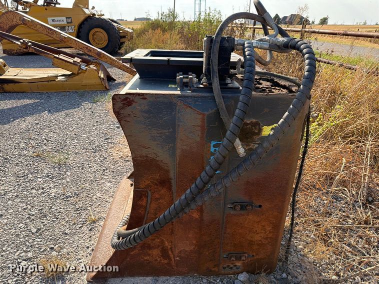 image for item EW8771 (4) excavator padding buckets