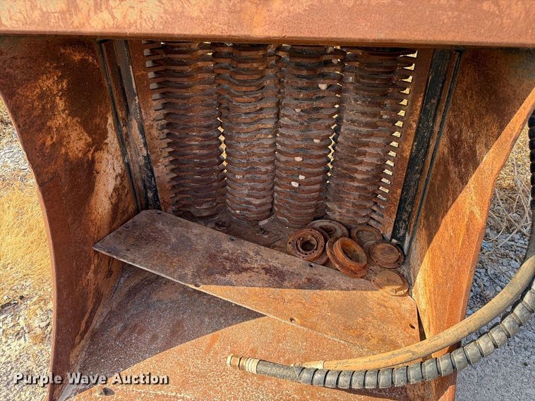 image for item EW8771 (4) excavator padding buckets