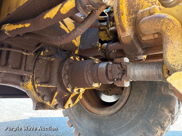 image for item EW8773 2008 Caterpillar 613C II elevating scraper