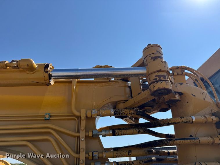 image for item EW8773 2008 Caterpillar 613C II elevating scraper