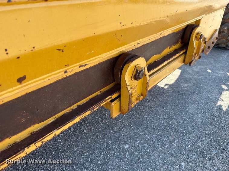 image for item EW8773 2008 Caterpillar 613C II elevating scraper