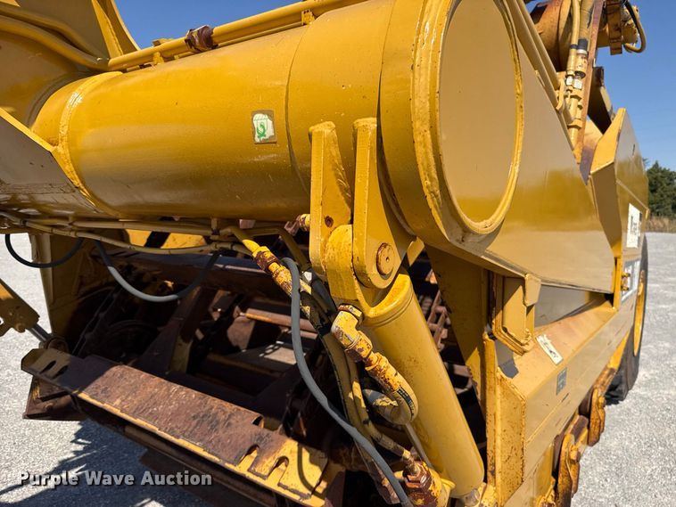 image for item EW8773 2008 Caterpillar 613C II elevating scraper