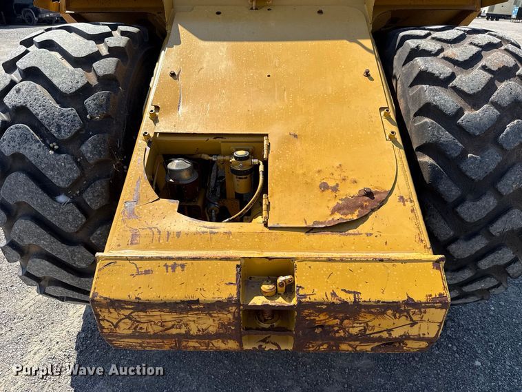 image for item EW8773 2008 Caterpillar 613C II elevating scraper