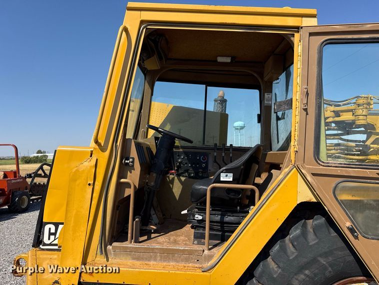 image for item EW8773 2008 Caterpillar 613C II elevating scraper