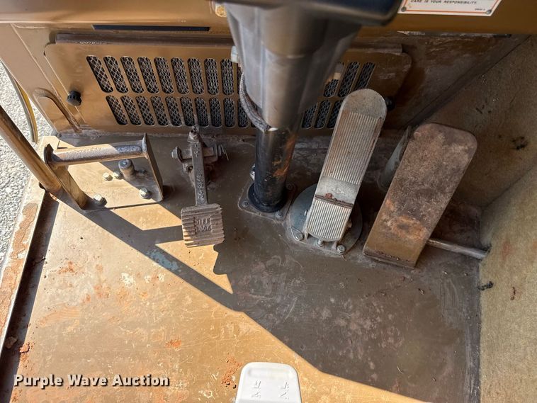 image for item EW8773 2008 Caterpillar 613C II elevating scraper