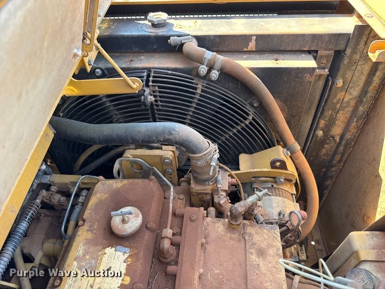 image for item EW8773 2008 Caterpillar 613C II elevating scraper