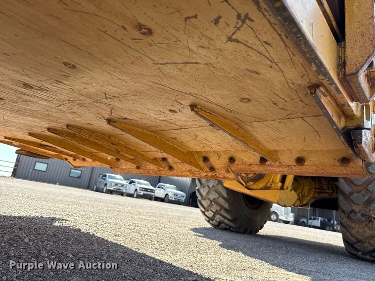 image for item EW8773 2008 Caterpillar 613C II elevating scraper