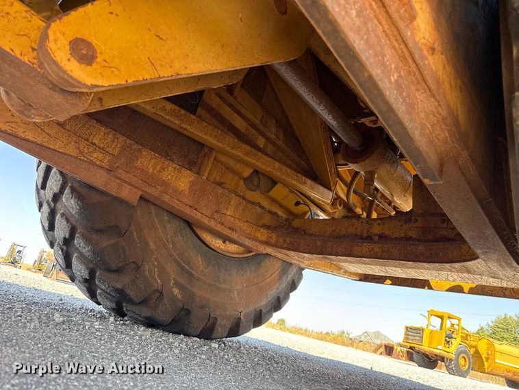image for item EW8773 2008 Caterpillar 613C II elevating scraper