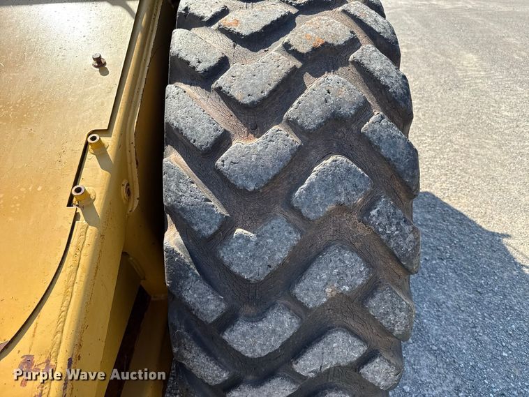 image for item EW8773 2008 Caterpillar 613C II elevating scraper