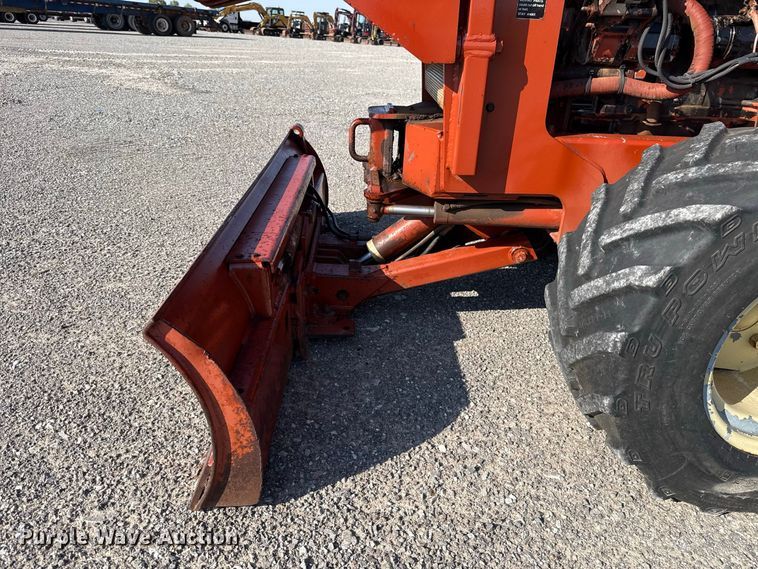 image for item EW8774 1995 Ditch Witch 5110DD trencher