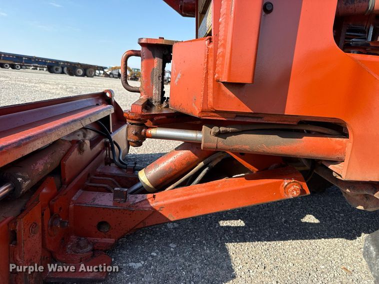 image for item EW8774 1995 Ditch Witch 5110DD trencher