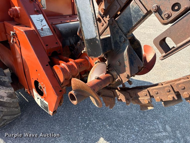 image for item EW8774 1995 Ditch Witch 5110DD trencher