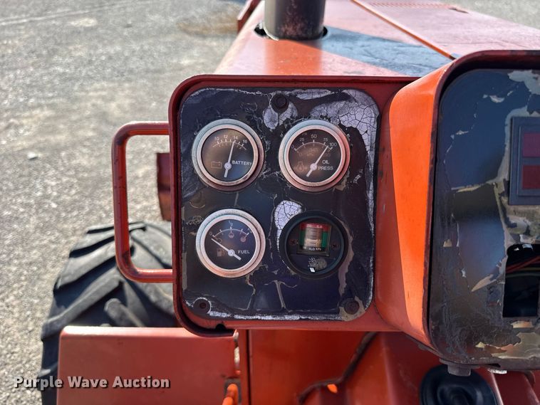 image for item EW8774 1995 Ditch Witch 5110DD trencher
