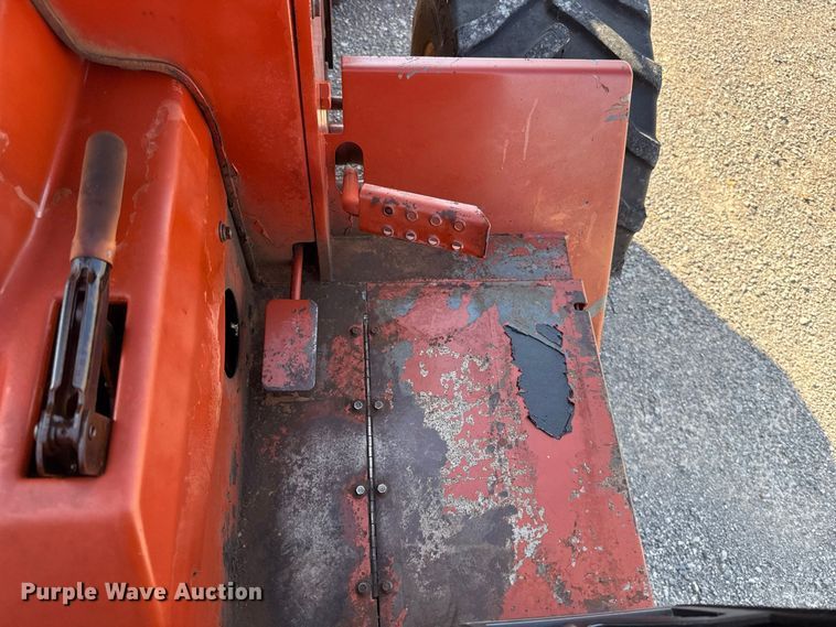 image for item EW8774 1995 Ditch Witch 5110DD trencher